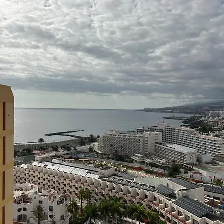 Atlantic Sunset Floor - Americas Apartment *